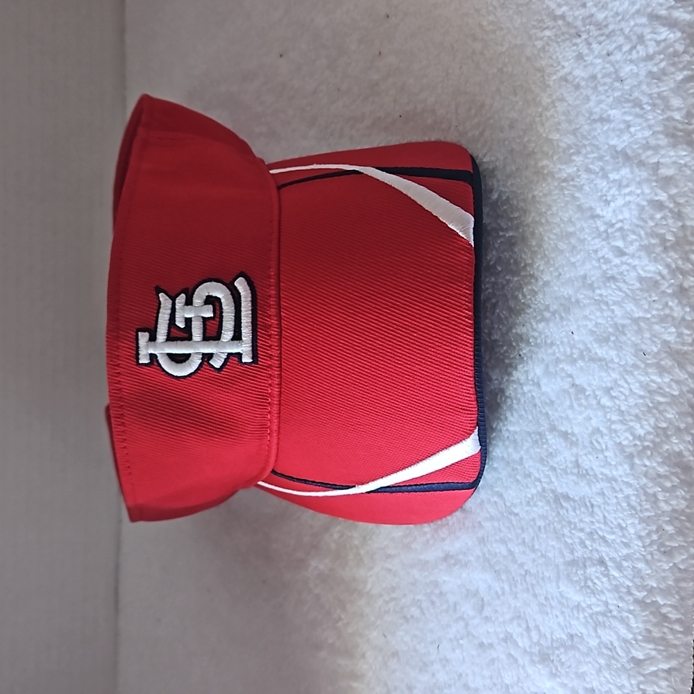 MLB | Women's Fan Favorite Golf Visor St. Louis Cardinals Adjustable Back